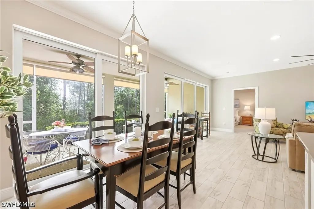 6977 Avalon Circle Naples FL 34112
