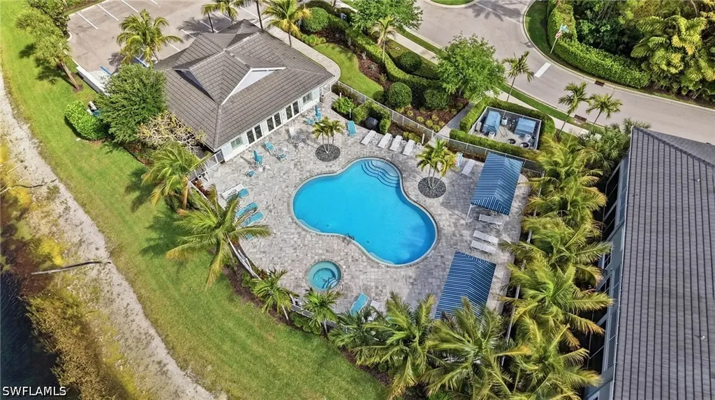 6977 Avalon Circle Naples FL 34112