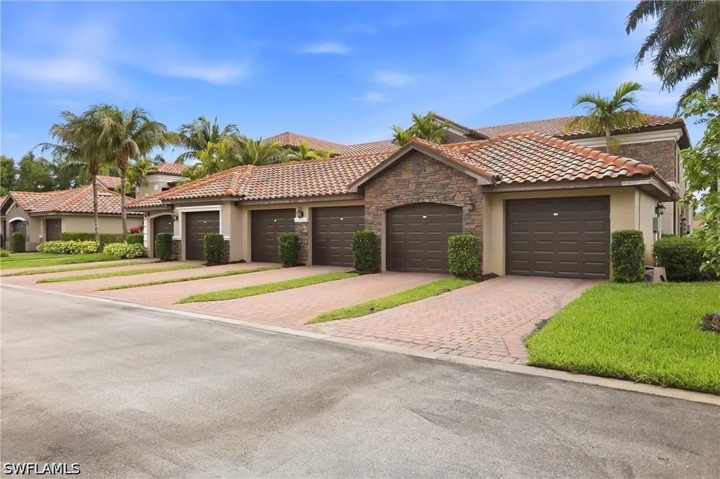 9844 Venezia Circle Naples FL 34113