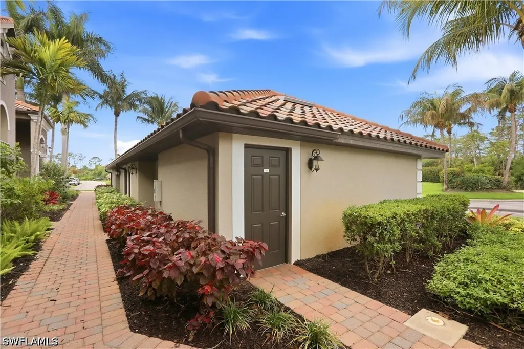 9844 Venezia Circle Naples FL 34113