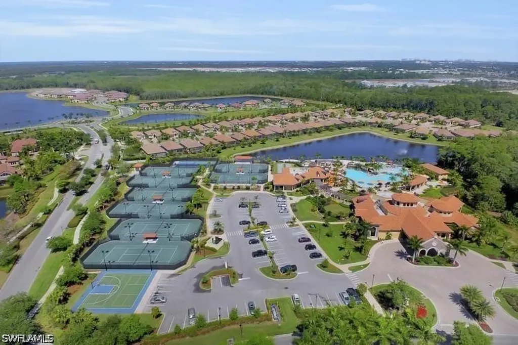 9844 Venezia Circle Naples FL 34113