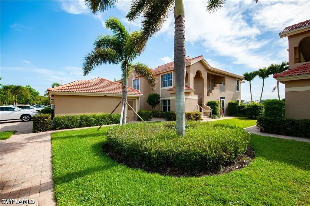 13962 Southampton Drive Bonita Springs FL 34135