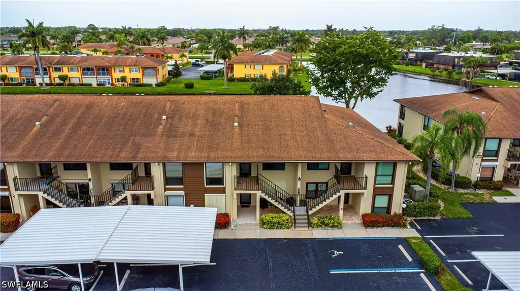 4410 Chantelle Drive Naples FL 34112