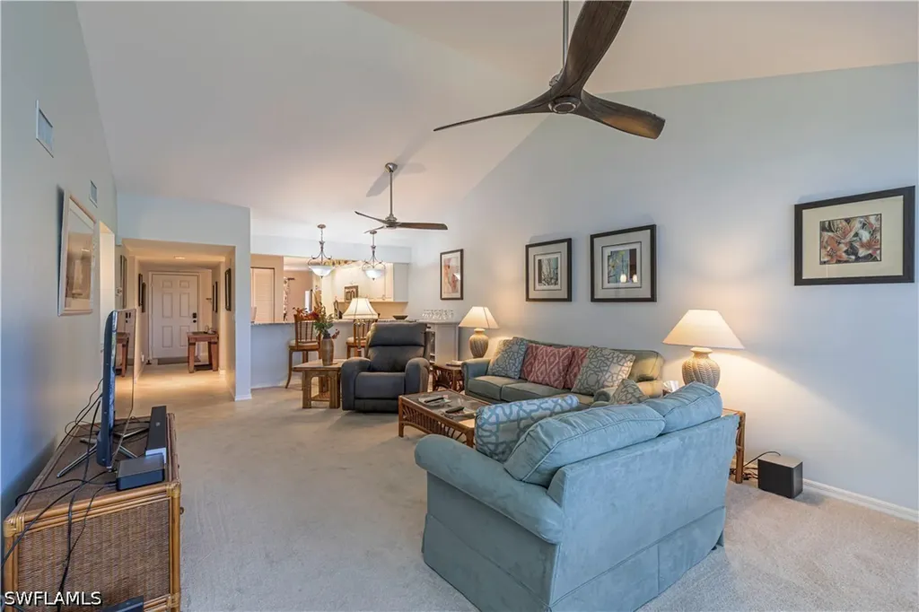 4410 Chantelle Drive Naples FL 34112