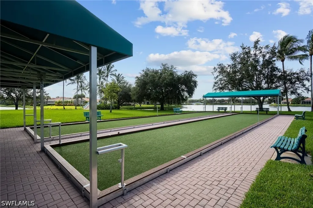 4249 Montalvo Court Naples FL 34109