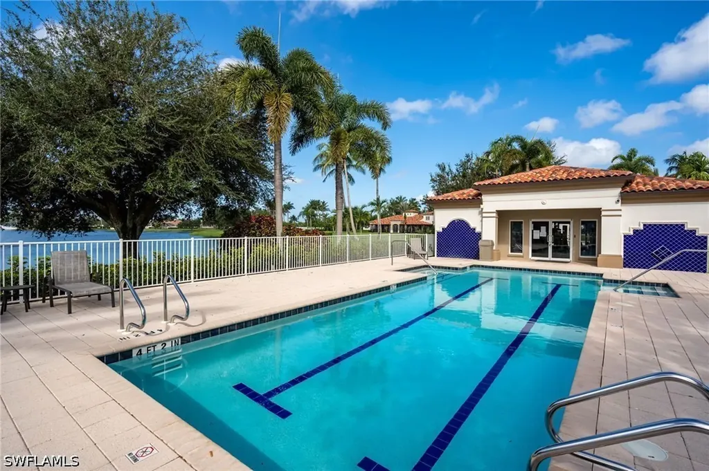 4249 Montalvo Court Naples FL 34109