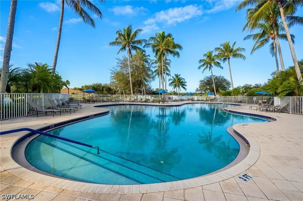 4249 Montalvo Court Naples FL 34109