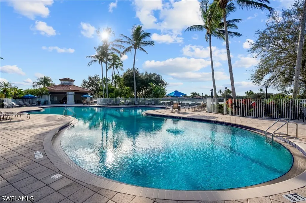 4249 Montalvo Court Naples FL 34109