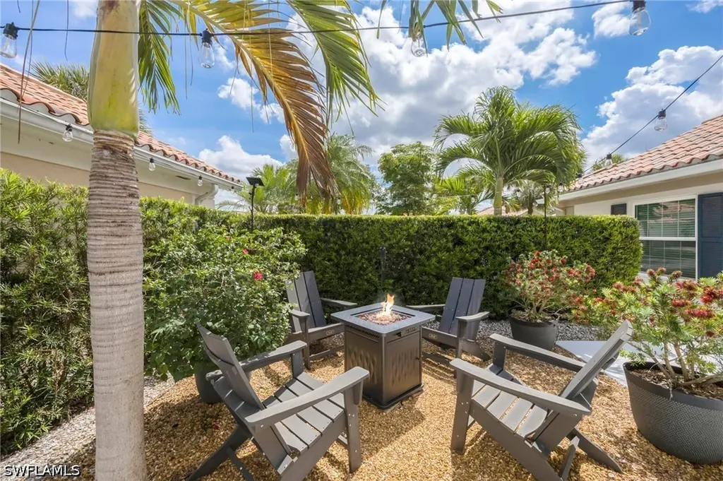 4249 Montalvo Court Naples FL 34109