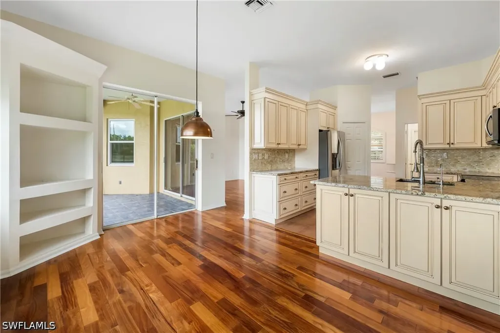 3323 Mystic River Drive Naples FL 34120