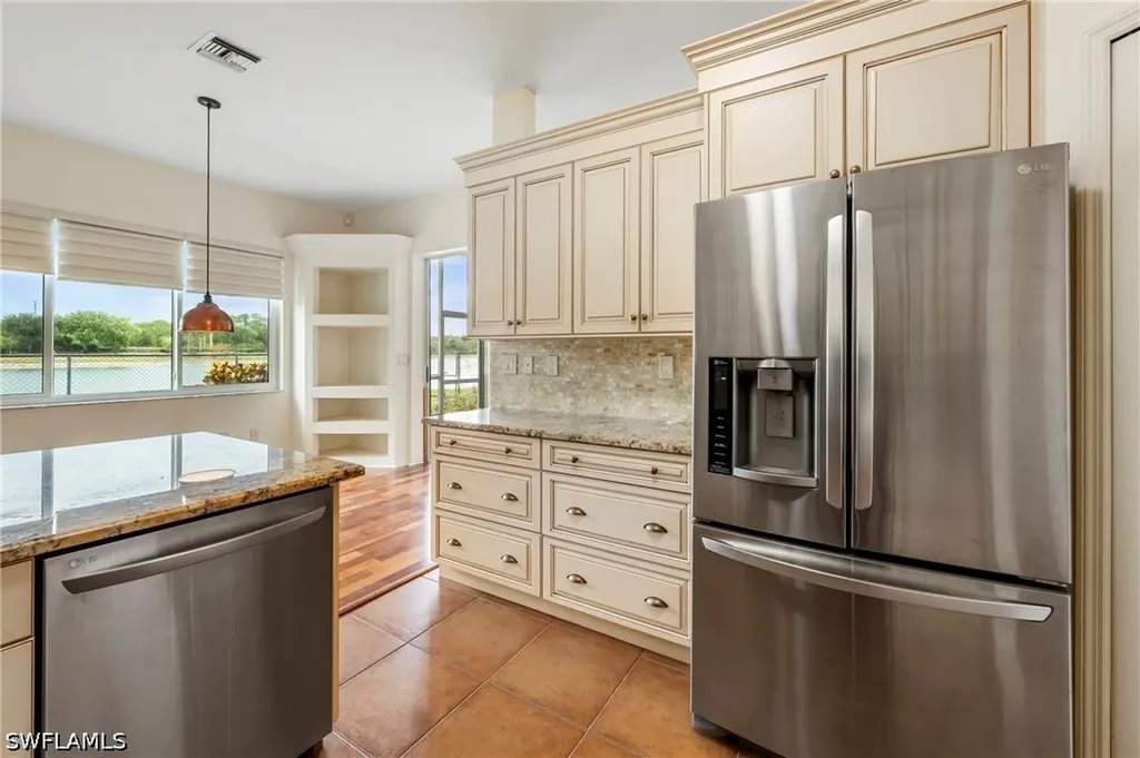 3323 Mystic River Drive Naples FL 34120