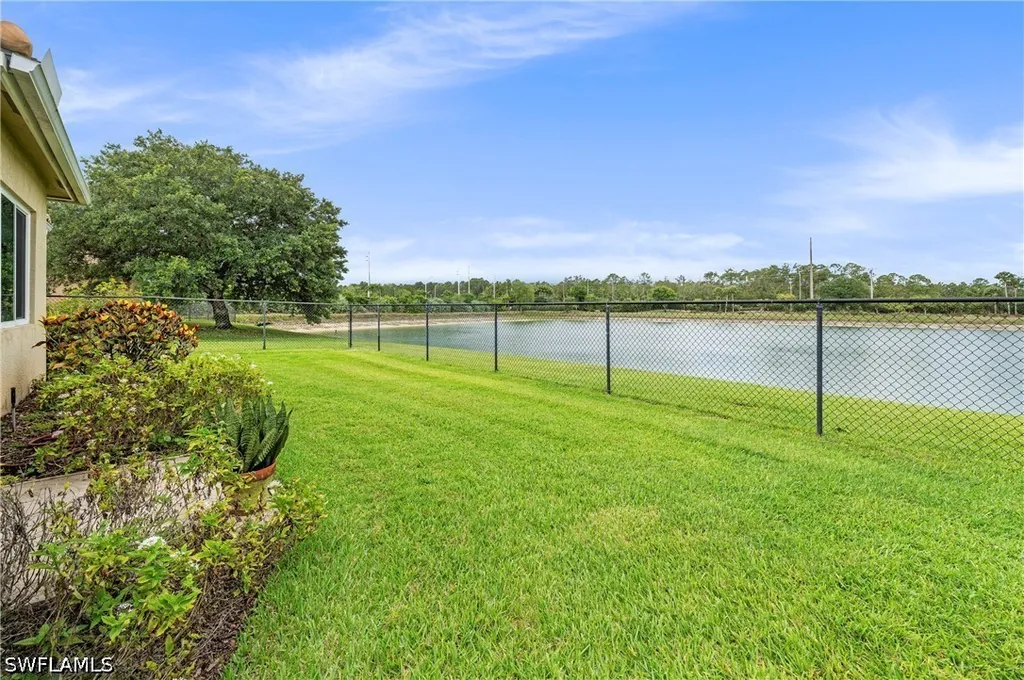 3323 Mystic River Drive Naples FL 34120