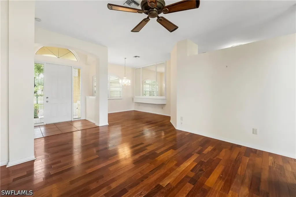3323 Mystic River Drive Naples FL 34120