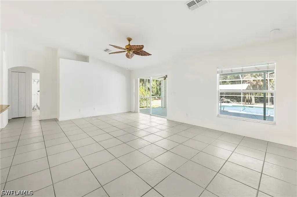 821 22nd Street SE Naples FL 34117