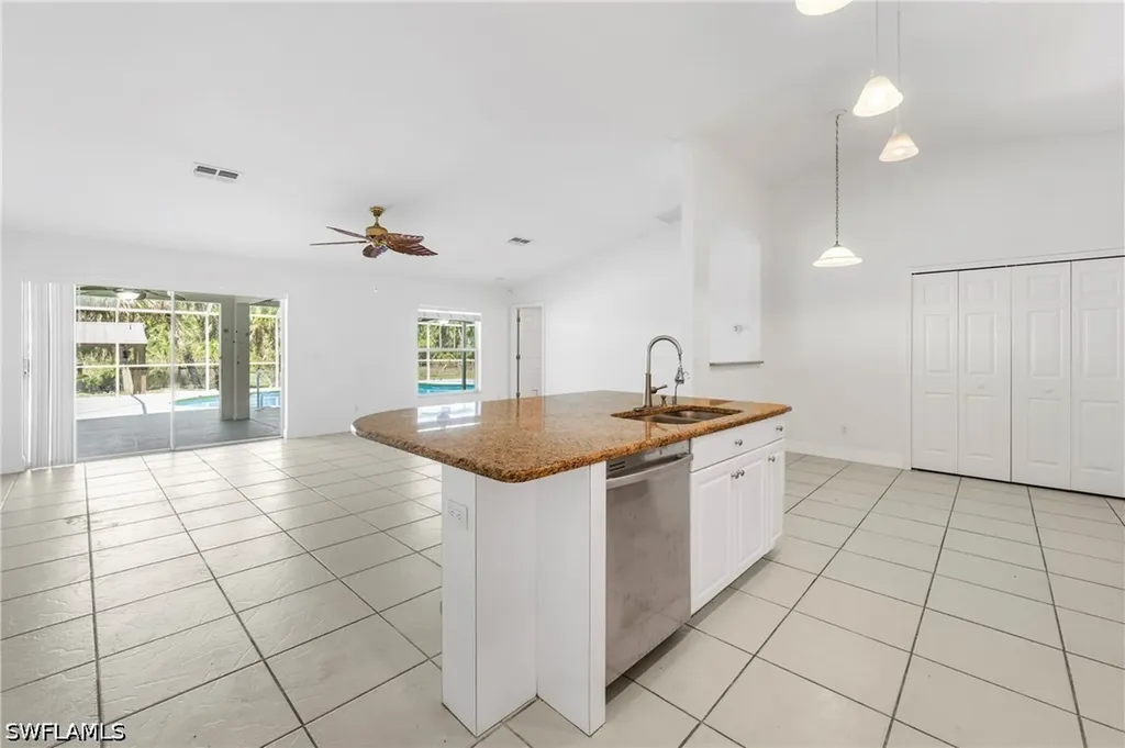 821 22nd Street SE Naples FL 34117
