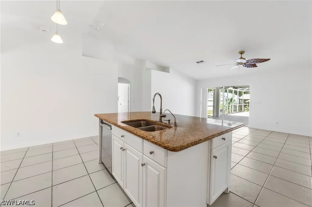 821 22nd Street SE Naples FL 34117