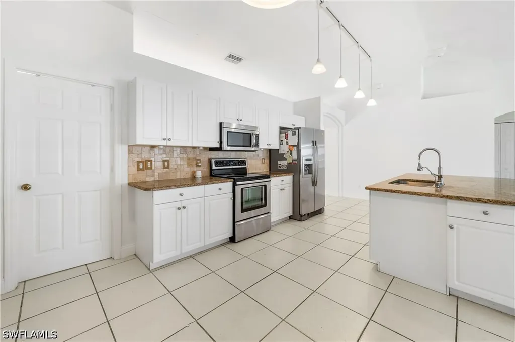 821 22nd Street SE Naples FL 34117