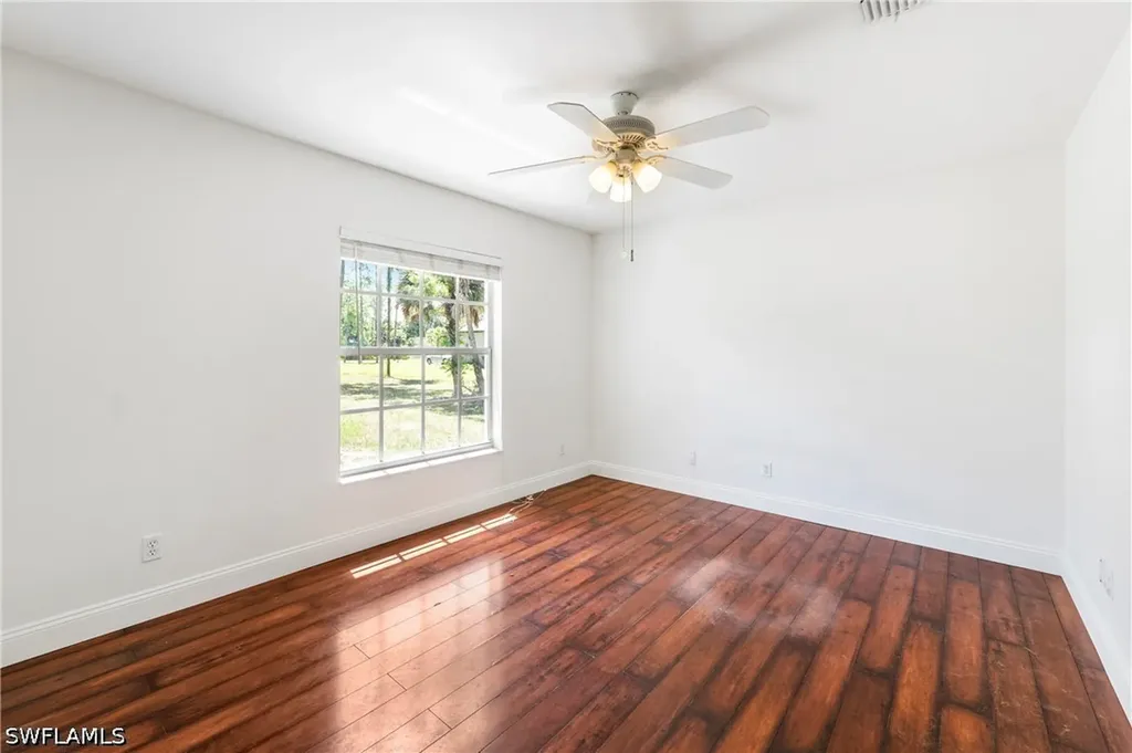 821 22nd Street SE Naples FL 34117