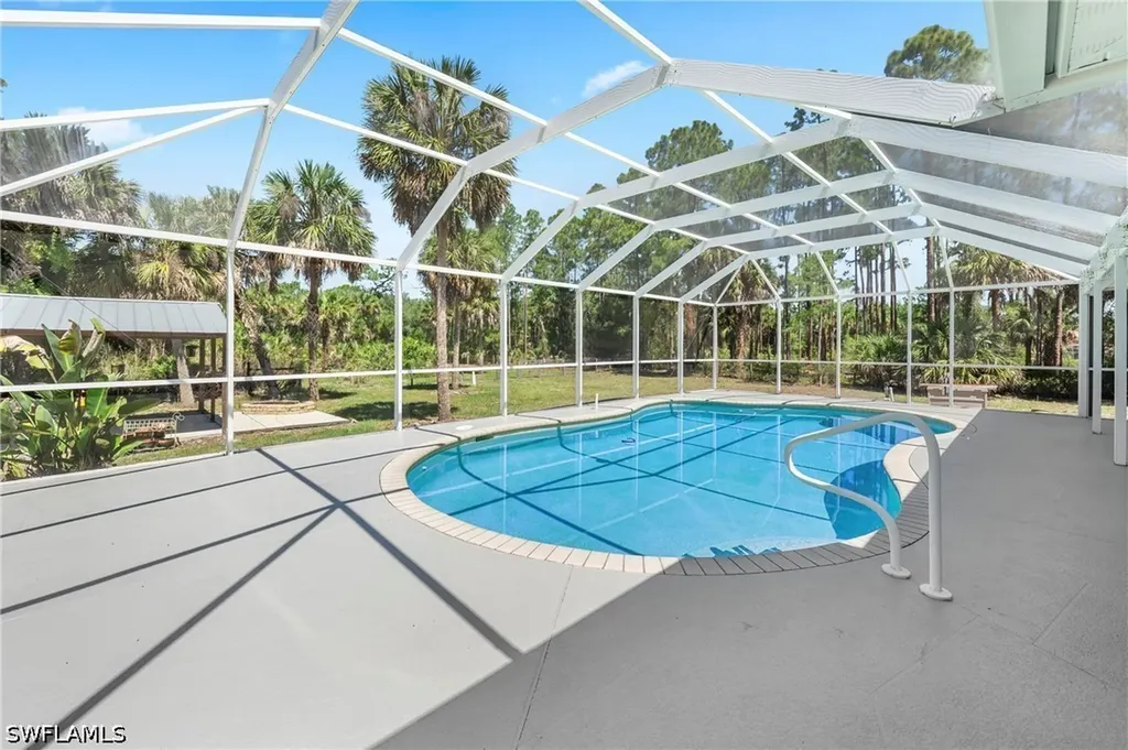 821 22nd Street SE Naples FL 34117