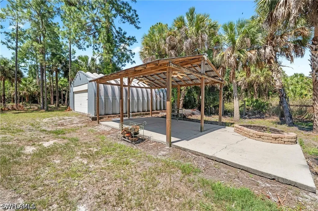 821 22nd Street SE Naples FL 34117