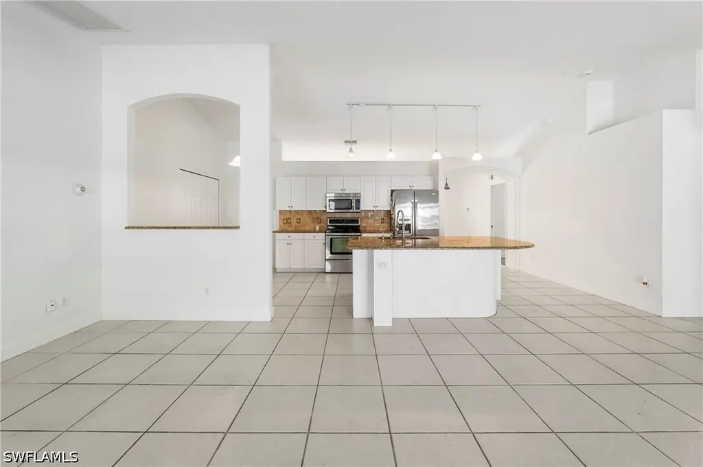 821 22nd Street SE Naples FL 34117