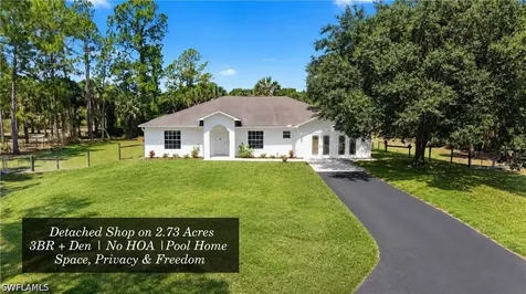 821 22ND Street SE Naples FL 34117