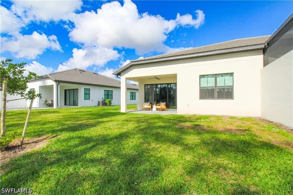 14620 Kingfisher Loop Naples FL 34120