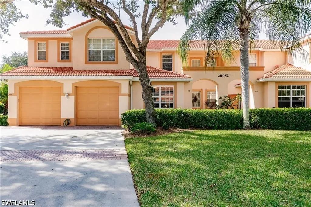 Bonita Springs FL, 28052 Palmas Grandes Lane, Unit 101