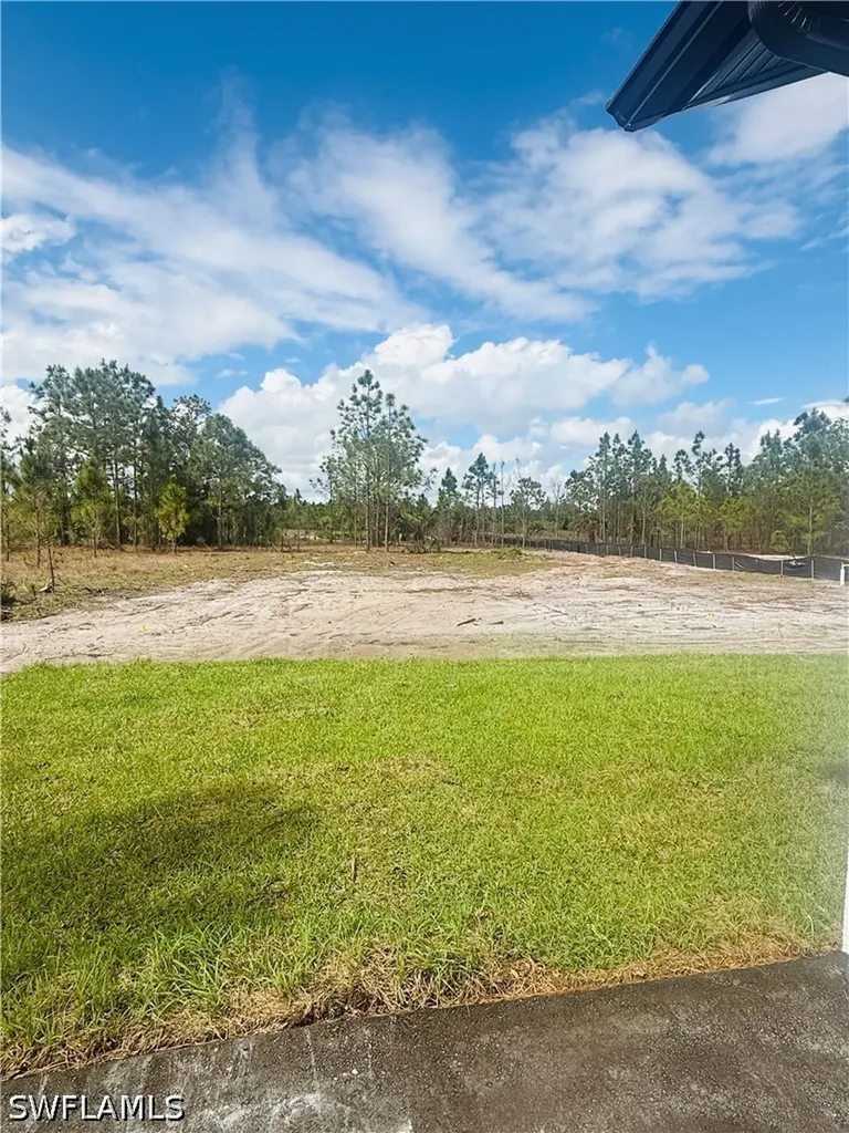 3841 24th Avenue NE Naples FL 34120