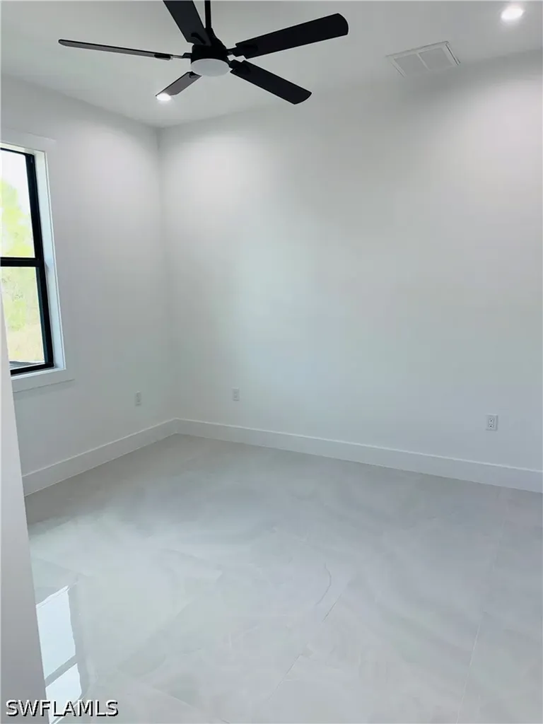 3841 24th Avenue NE Naples FL 34120