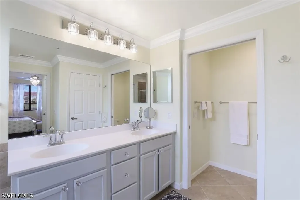 9533 Avellino Way Naples FL 34113