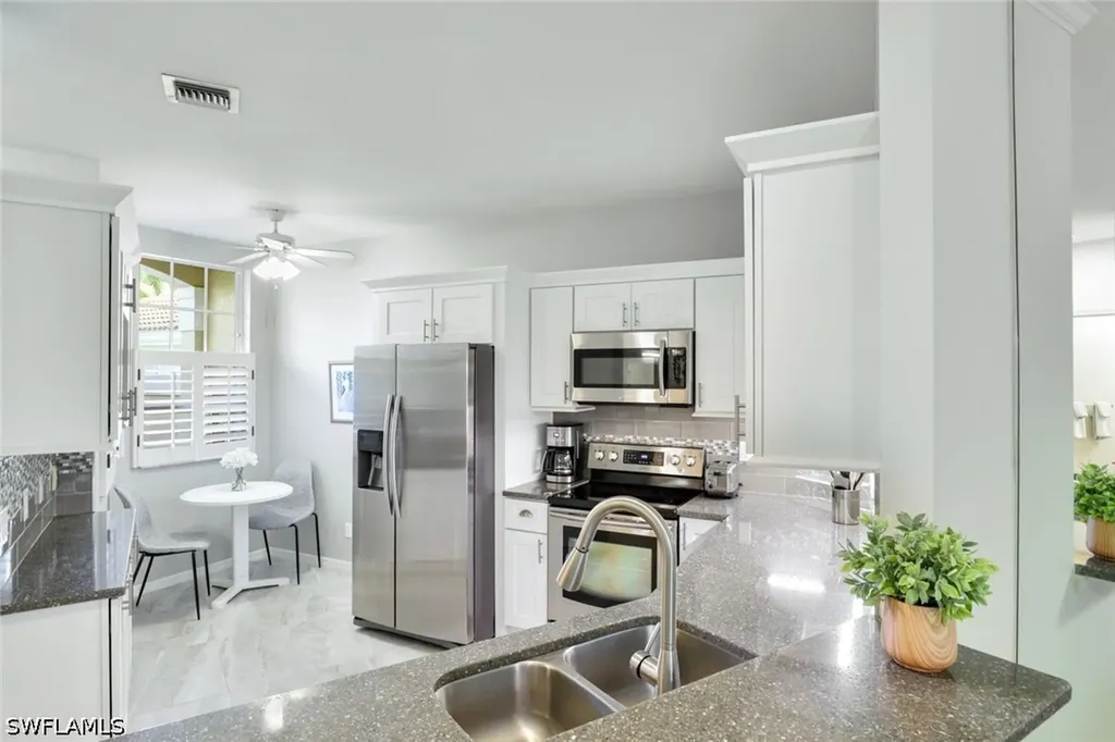 8385 Excalibur Circle Naples FL 34108