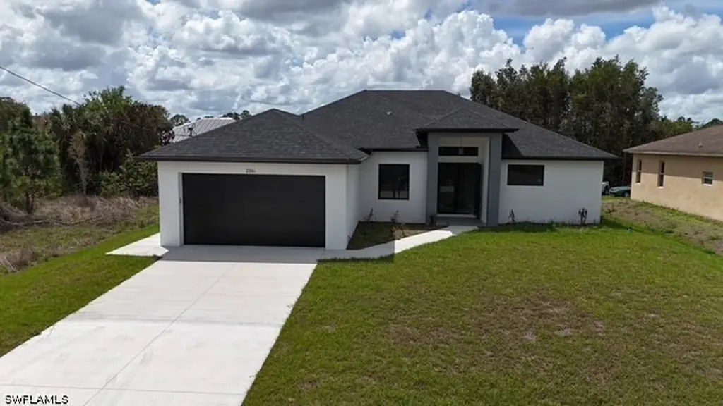 2561 25th Street W Lehigh Acres FL 33971