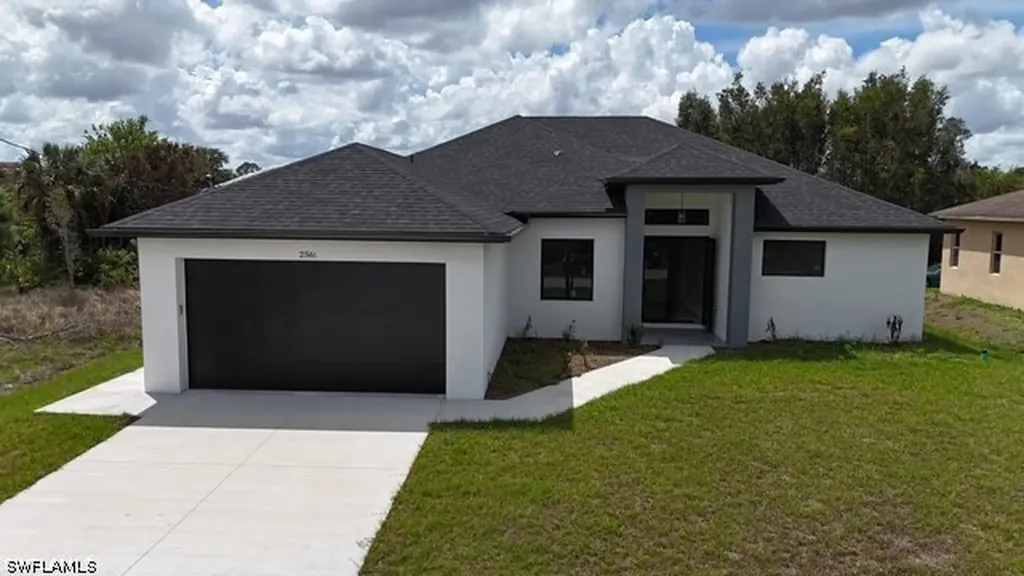 2561 25th Street W Lehigh Acres FL 33971