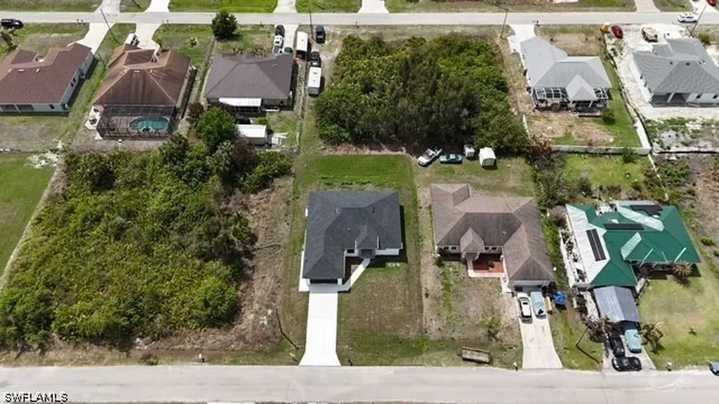 2561 25th Street W Lehigh Acres FL 33971