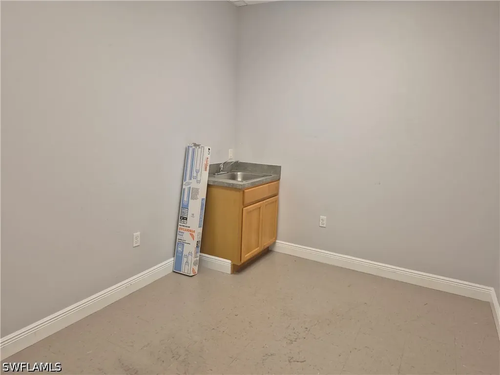 2104 Del Prado Boulevard S Cape Coral FL 33990