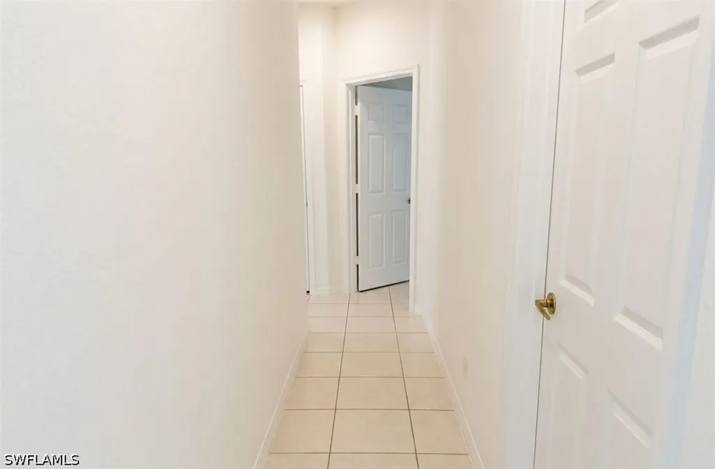 3935 10th Avenue NE Naples FL 34120