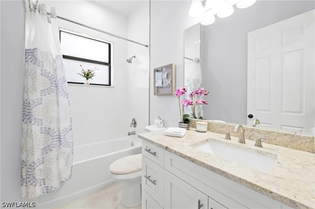 348 14th Avenue NE Naples FL 34120