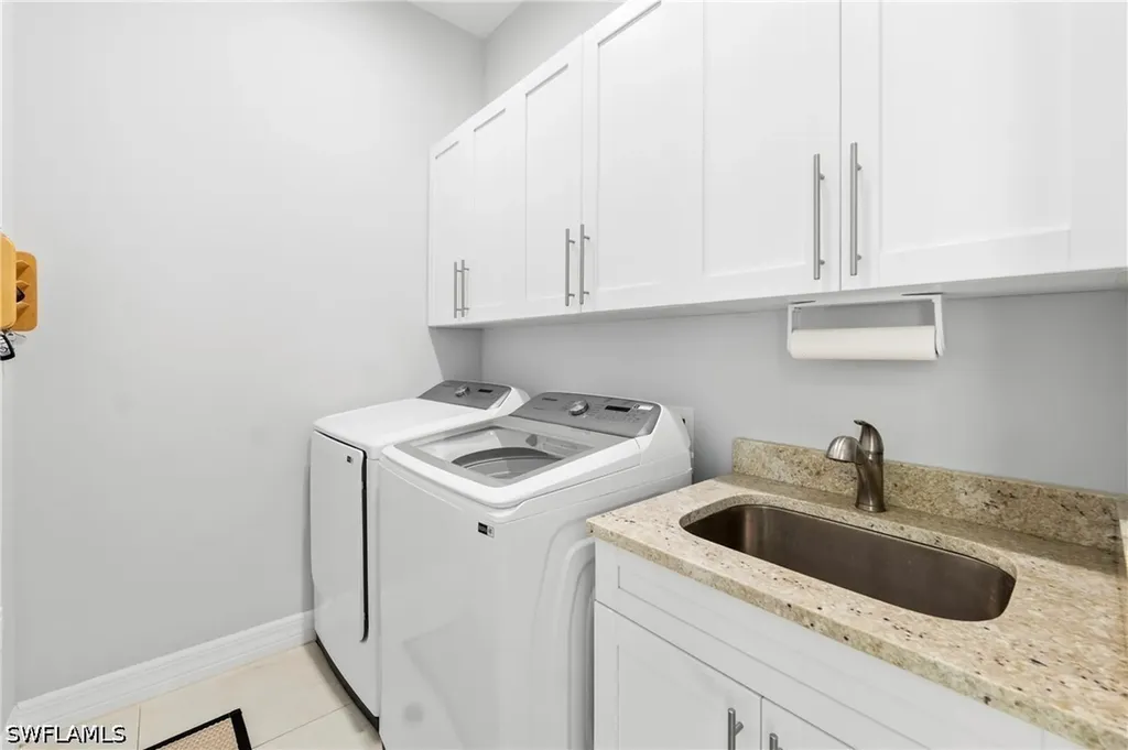 348 14th Avenue NE Naples FL 34120