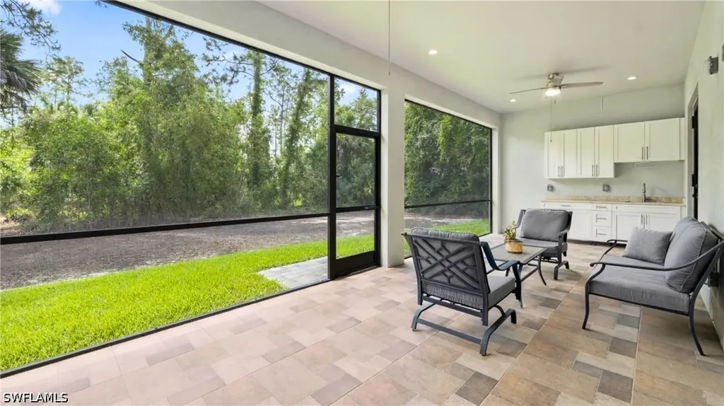 348 14th Avenue NE Naples FL 34120
