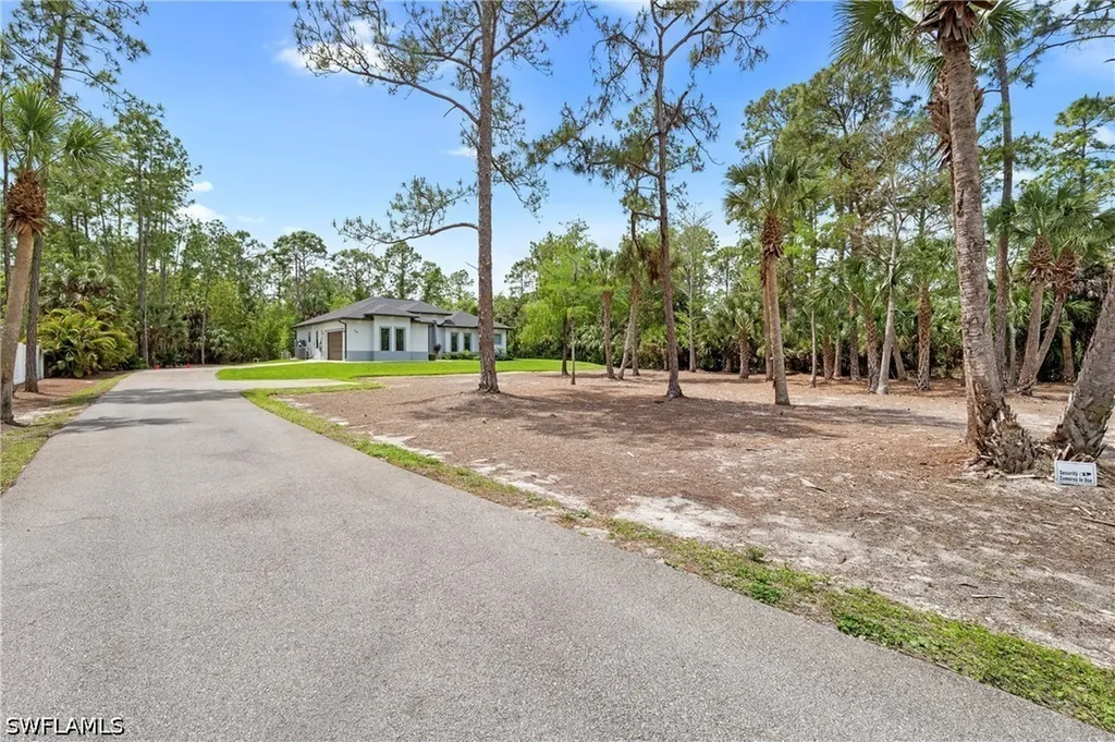 348 14th Avenue NE Naples FL 34120
