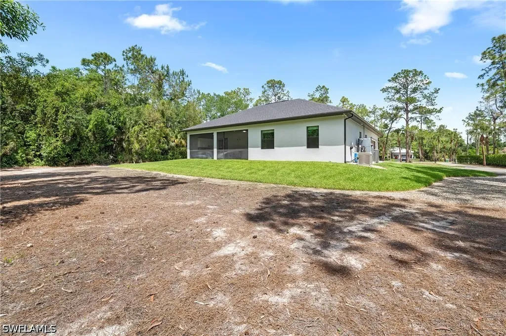 348 14th Avenue NE Naples FL 34120