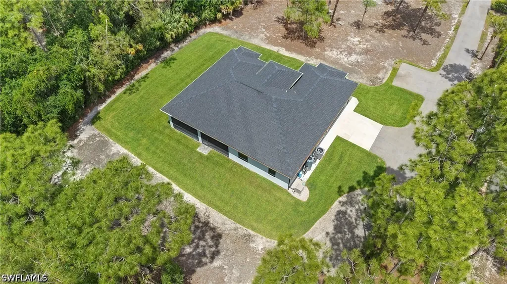 348 14th Avenue NE Naples FL 34120