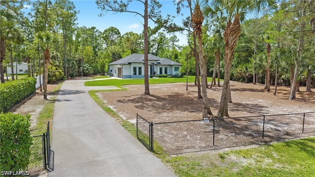 348 14th Avenue NE Naples FL 34120