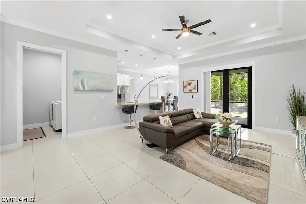 348 14th Avenue NE Naples FL 34120