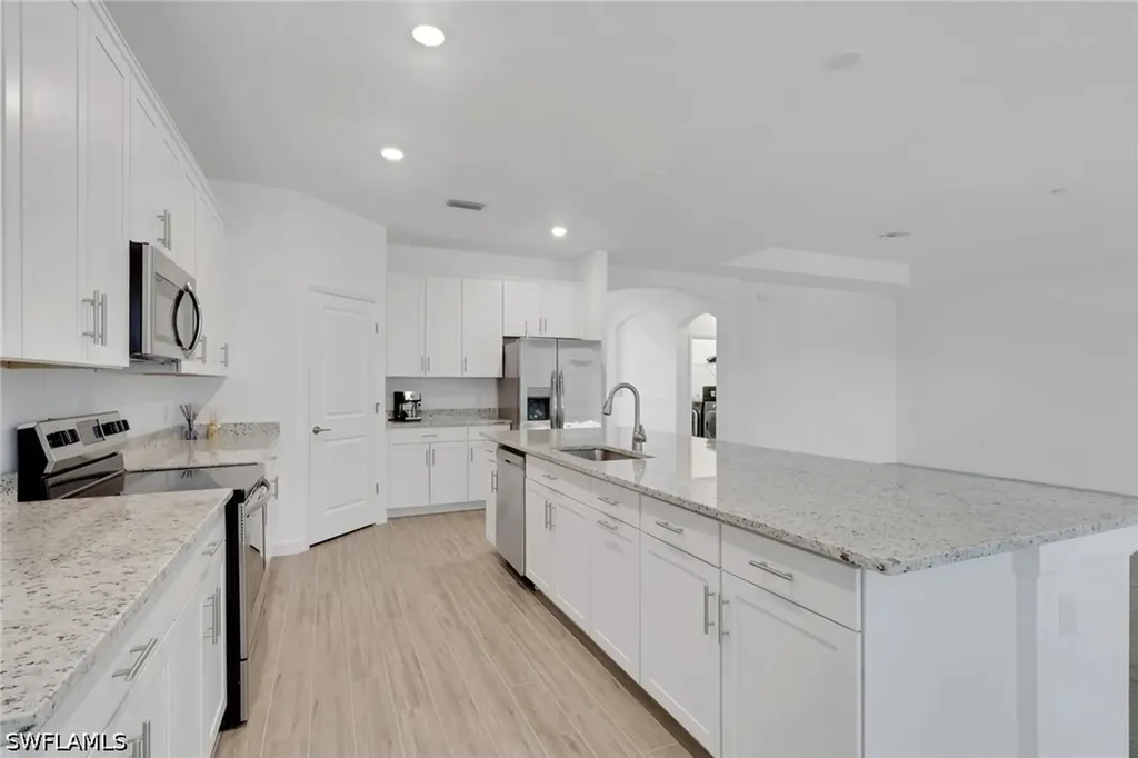 1801 Hagen Court Naples FL 34120