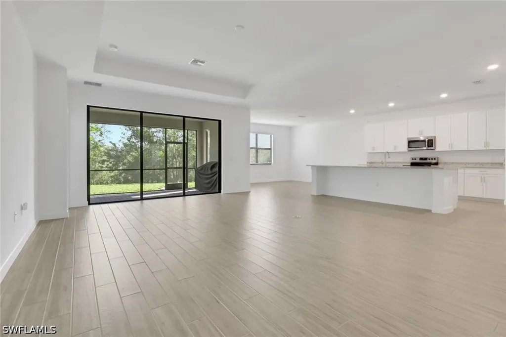 1801 Hagen Court Naples FL 34120