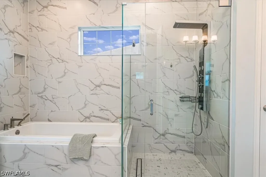 14620 Regatta Lane Naples FL 34114