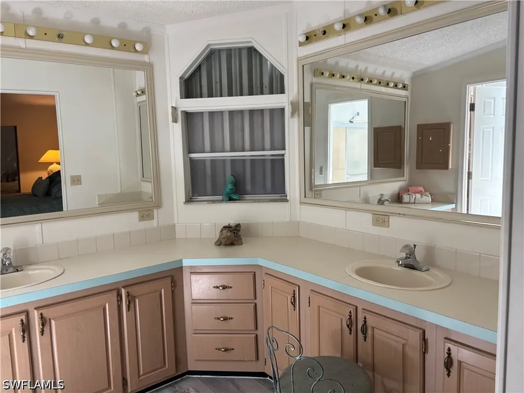 49 Turquoise Avenue Naples FL 34114