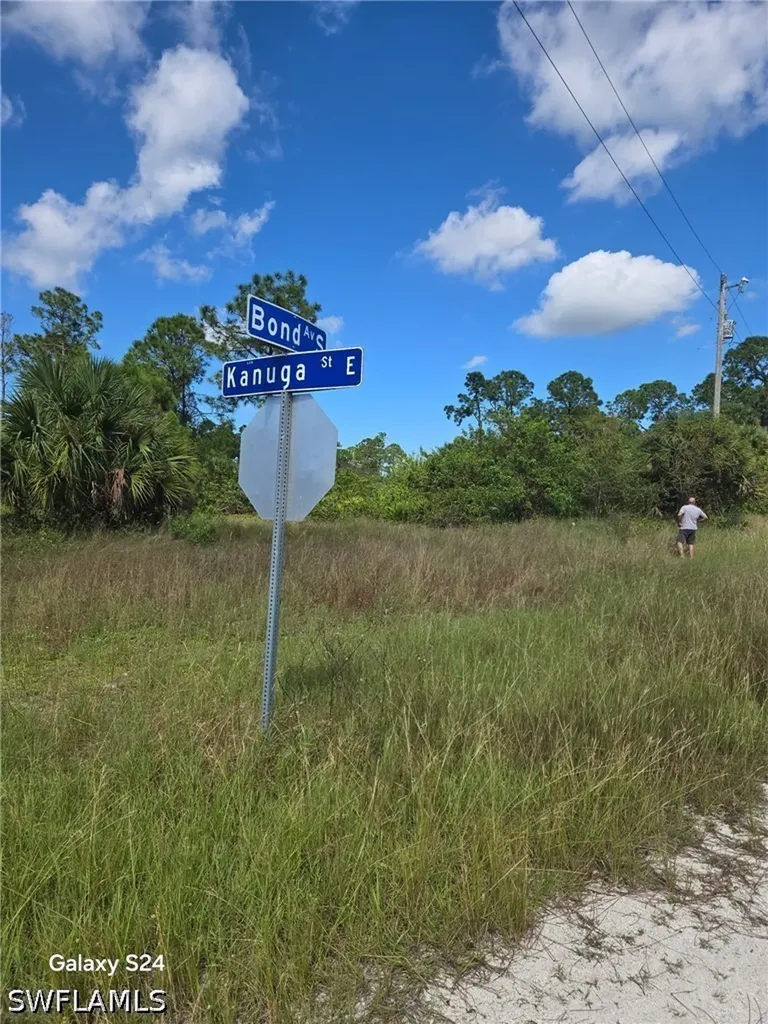 630 S Bond Avenue Lehigh Acres FL 33974